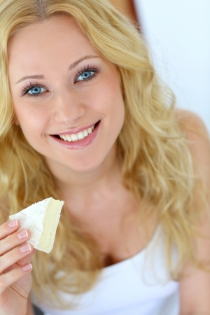 Say Cheese! Here Are 5 Healthy Cheeses That Make Us Smile