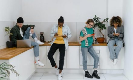 WEEK 17 (2026) – Why Our Eyes Are Under More Strain Than Ever