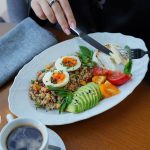 Blood Sugar Balance: Diet & Lifestyle Tips for Stable Energy